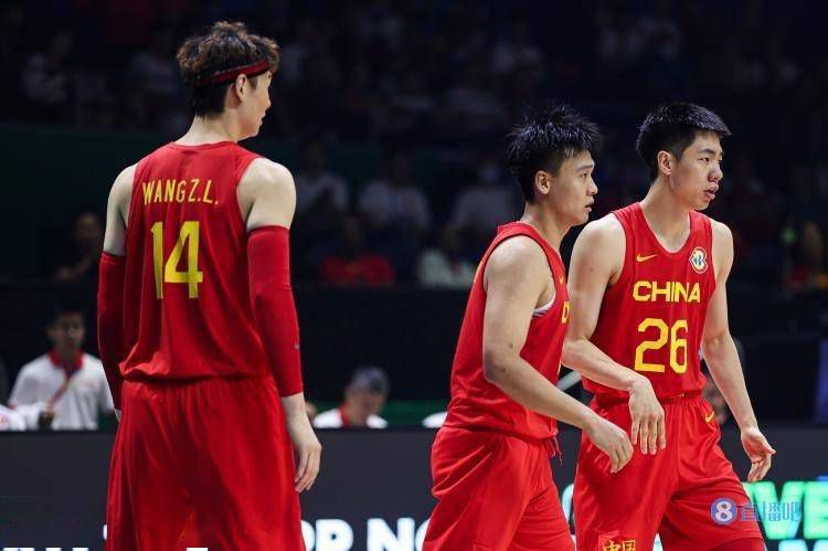 《功夫梦：融合之道》曝预告 成龙助徒弟反击霸凌 2025-04-02 4月2日，由功夫巨星成龙领衔主演的动作电影《功夫梦：融合之道》（暂译）发布“武魂觉醒”全新预告，“功夫梦”系列新作15年后再掀全球功夫热潮！