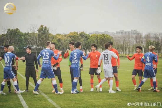 贝克汉姆夫妇庆祝结婚25周年 再穿当年礼服 重新播放 大图播放 猜你喜欢CCTV6 VIP影院 搜索 电影 星闻 独家 更多 专题 图片 视频 滚动 首页 新闻 大片 影库 CCTV6 VIP影院 客户端 电影网>新闻>明星资讯 穿越时空的浪漫!